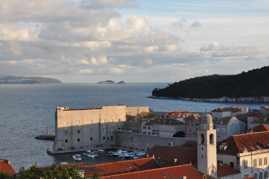 Apartments Lucic Dubrovnik Luaran gambar